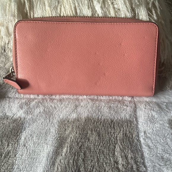 Pink Coach wallet - Picture 2 of 5